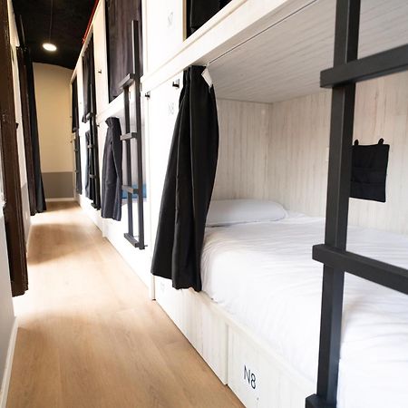 Adventure Hostel Madrid Exterior photo